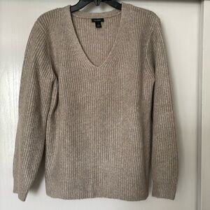 Halogen balloon sleeve sweater